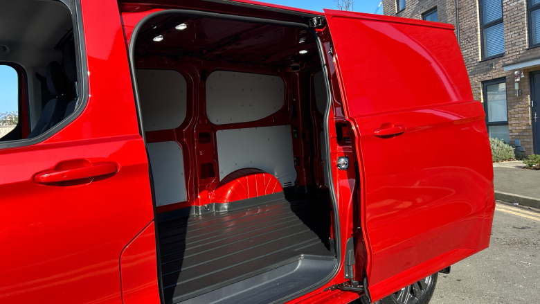 Ford Transit Custom 280 L1 Diesel Fwd 2.0 EcoBlue 136ps H1 Van Limited